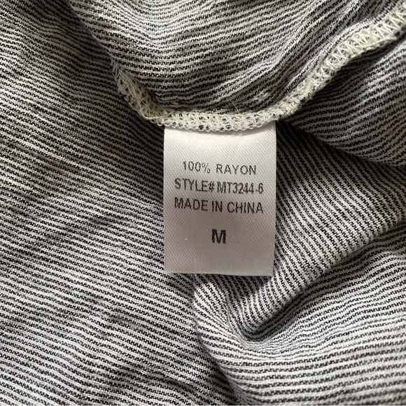 Six One Eight 618 Anthropologie Lightweight Blouse Shirt Women’s Size Medium - Picture 10 of 11